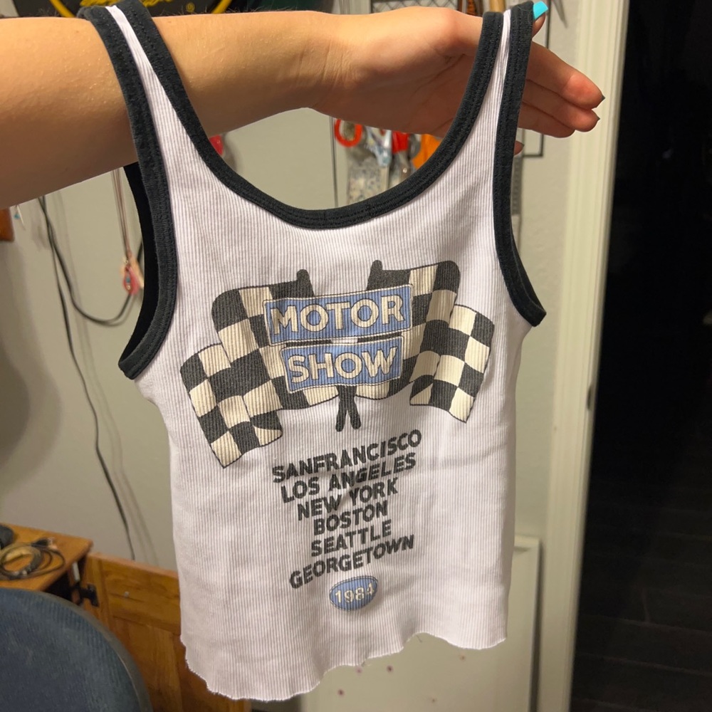 Brandy Melville car shirt